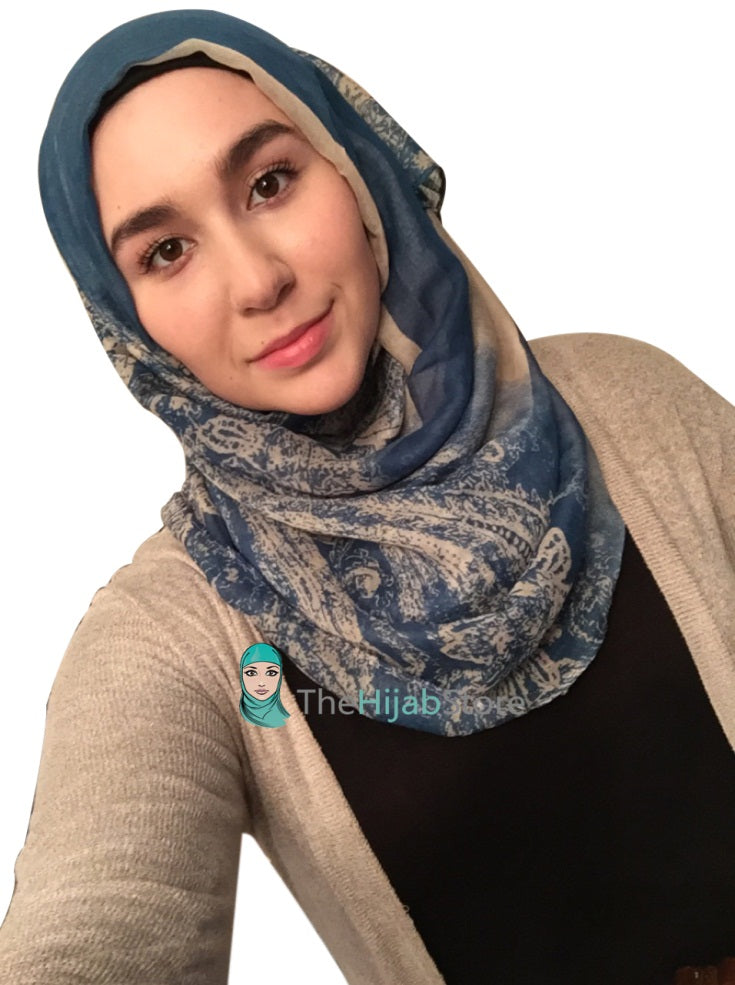 The Three Types of Hijab Fabrics That Every Woman Must Know